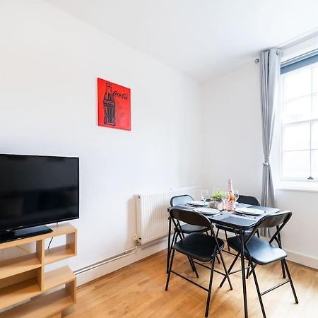 Beautiful One Bedroom Flat In Tavistock Place ロンドン エクステリア 写真