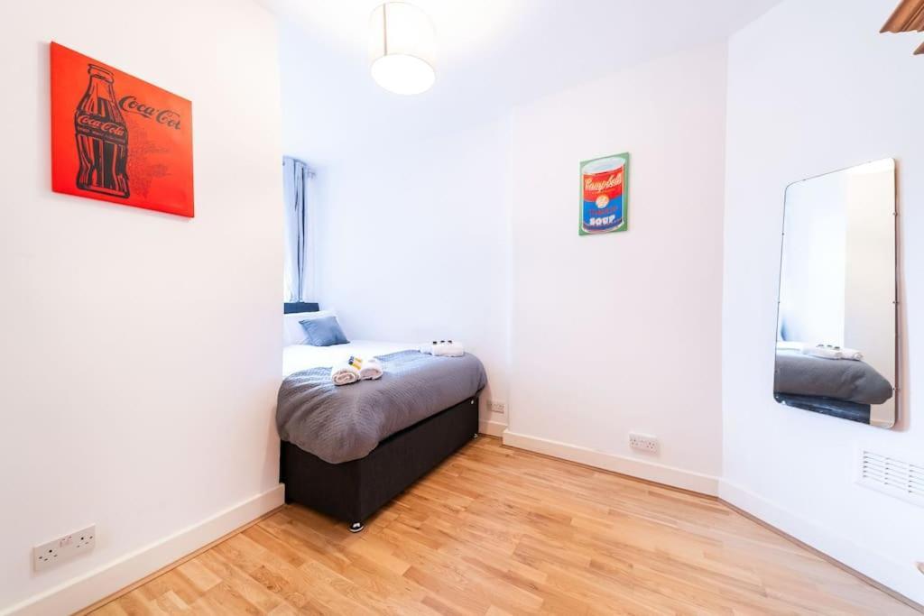 Beautiful One Bedroom Flat In Tavistock Place ロンドン エクステリア 写真